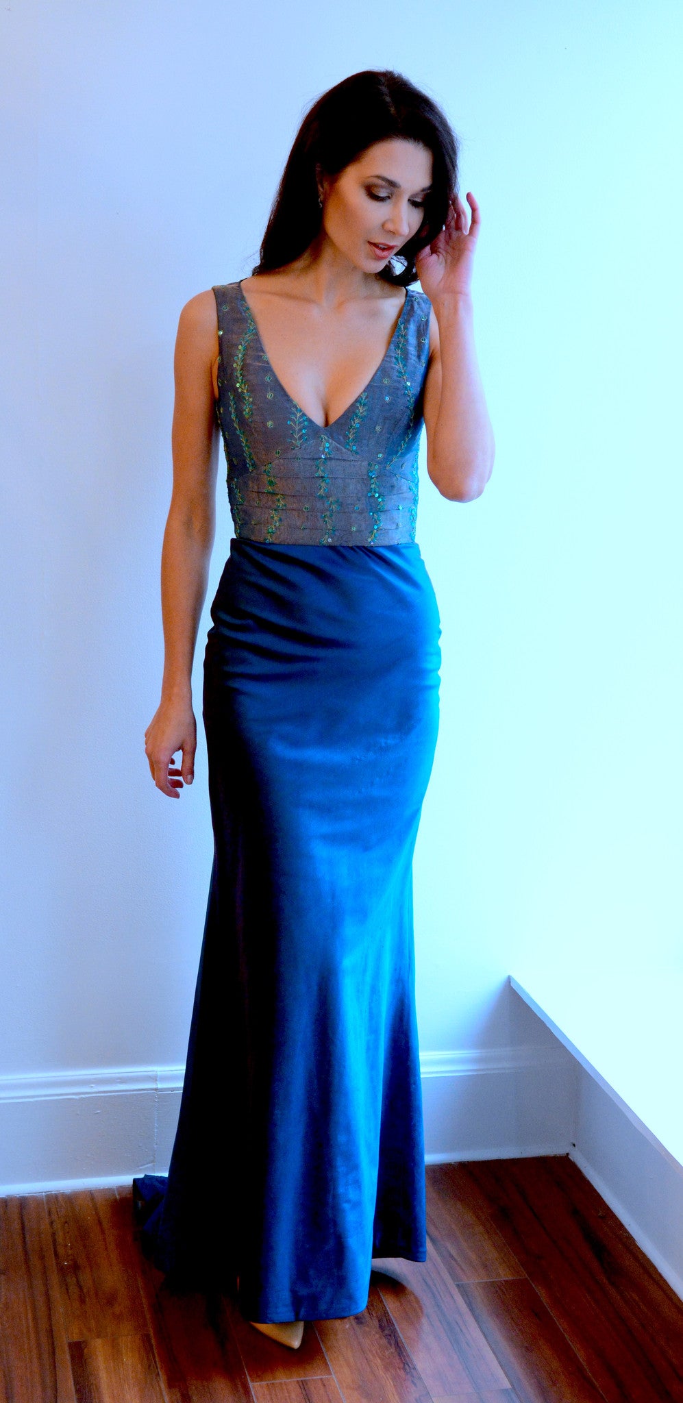 Classic Emerald Evening Gown
