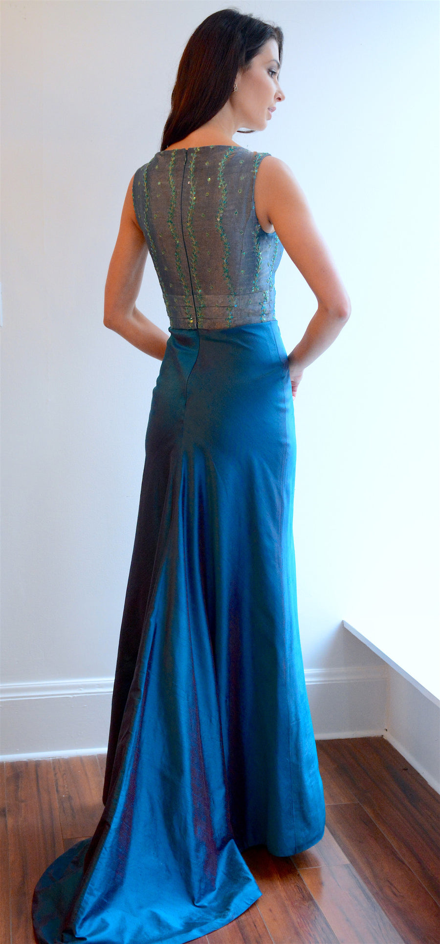 Classic Emerald Evening Gown