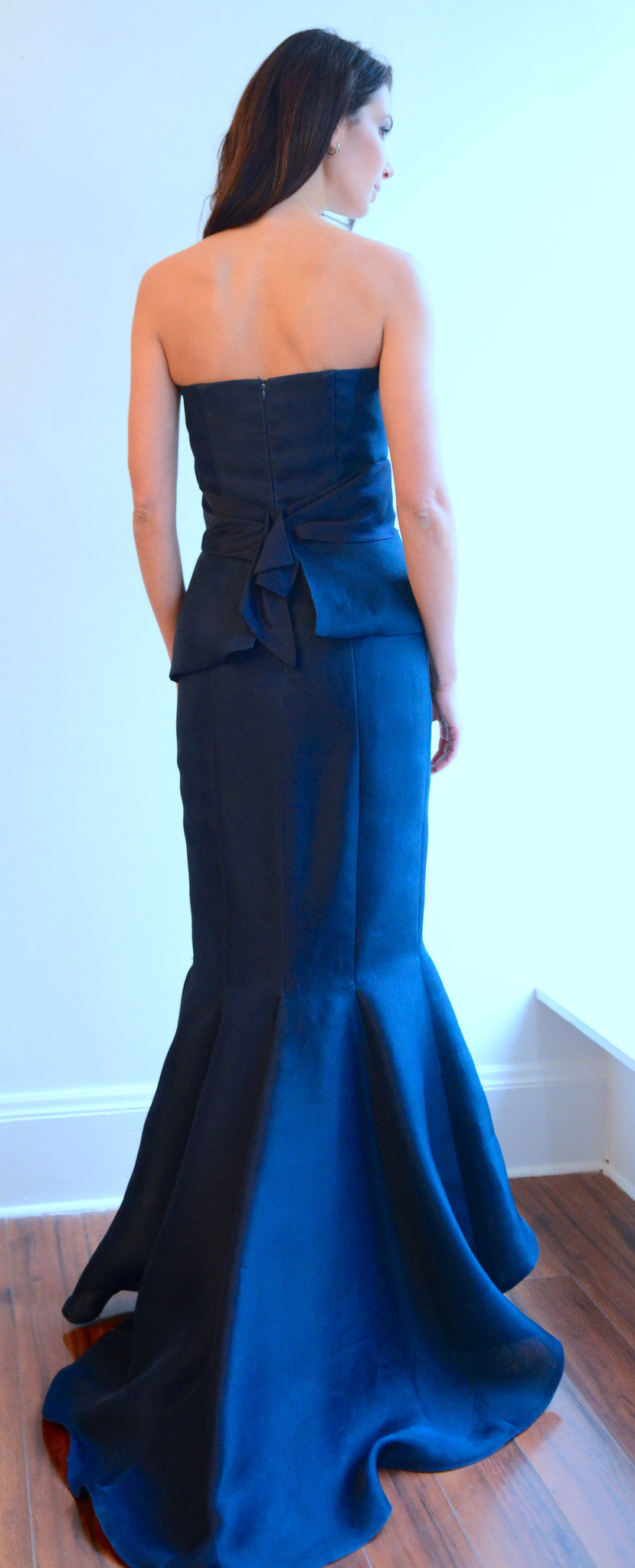 Dark Navy Mermaid Silhouette Evening Gown